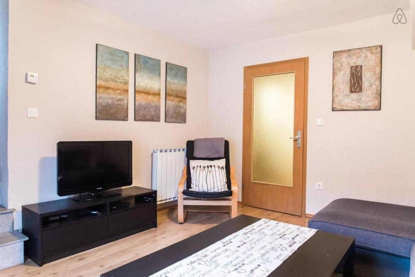 House Maharac With 3 Apartments Till 18 Persons Kamno Luaran gambar