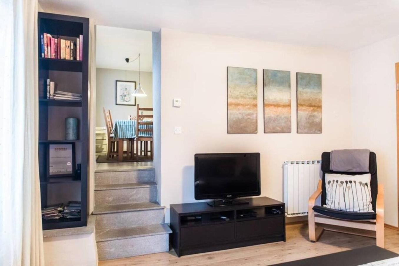 House Maharac With 3 Apartments Till 18 Persons Kamno Luaran gambar
