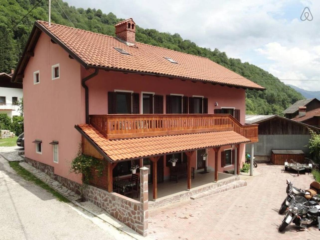 House Maharac With 3 Apartments Till 18 Persons Kamno Luaran gambar